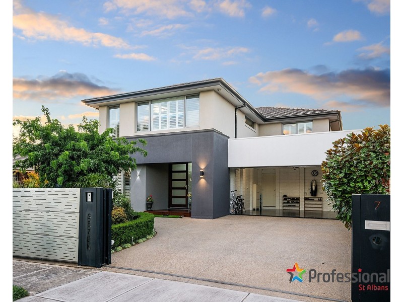7 Camperdown Avenue, Sunshine North VIC 3020