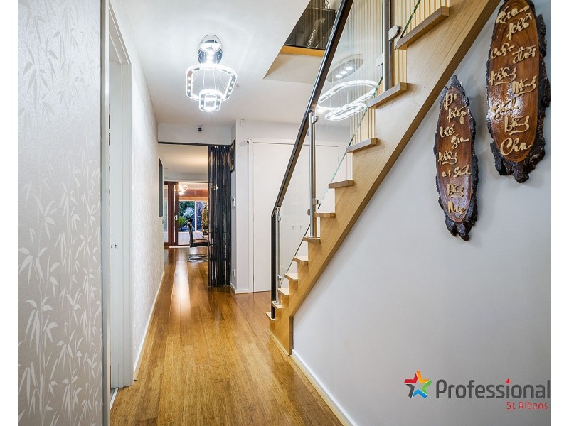 7 Camperdown Avenue, Sunshine North VIC 3020