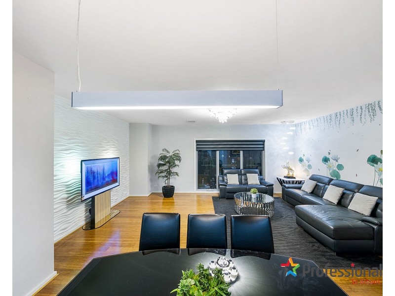 7 Camperdown Avenue, Sunshine North VIC 3020