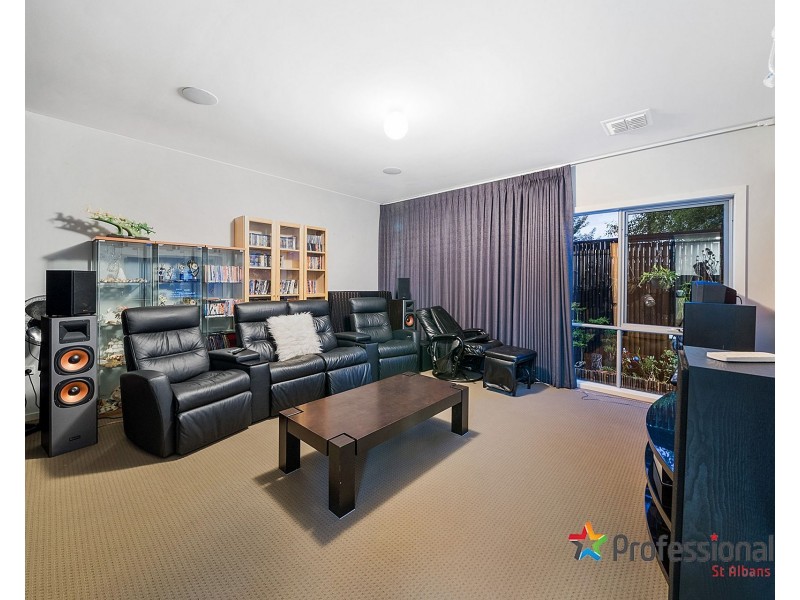 7 Camperdown Avenue, Sunshine North VIC 3020