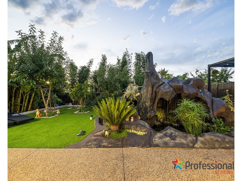 7 Camperdown Avenue, Sunshine North VIC 3020