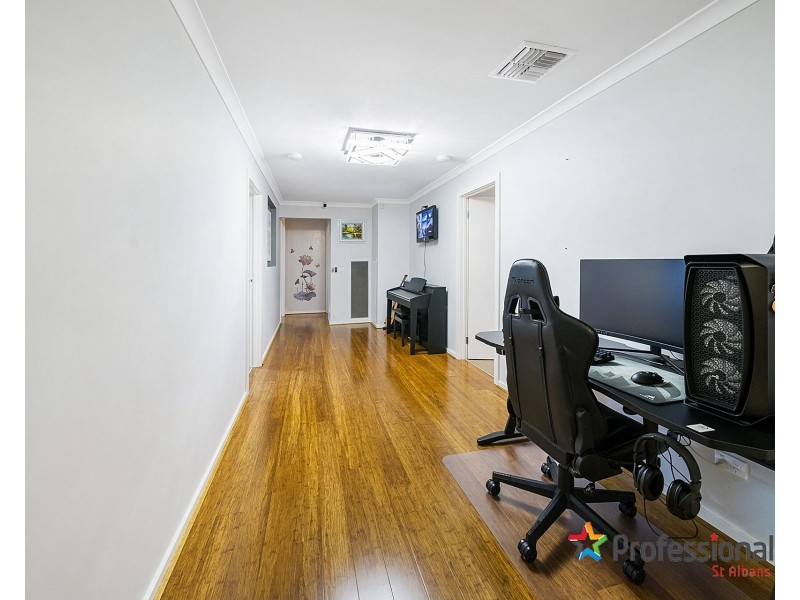 7 Camperdown Avenue, Sunshine North VIC 3020