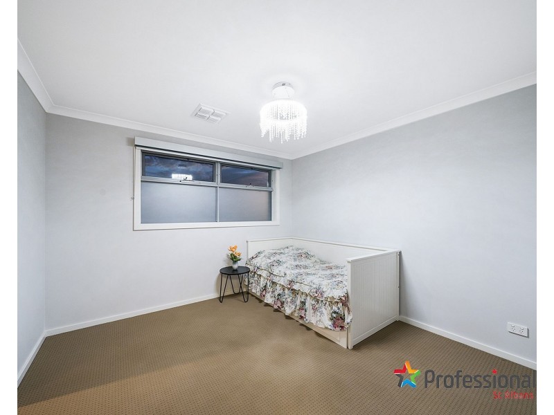 7 Camperdown Avenue, Sunshine North VIC 3020