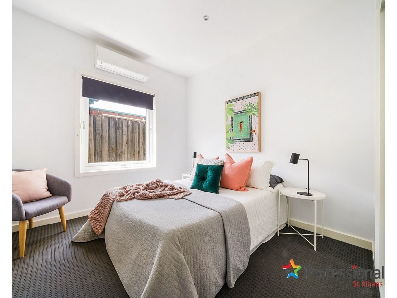 2/18 Parker Street, Pascoe Vale VIC 3044