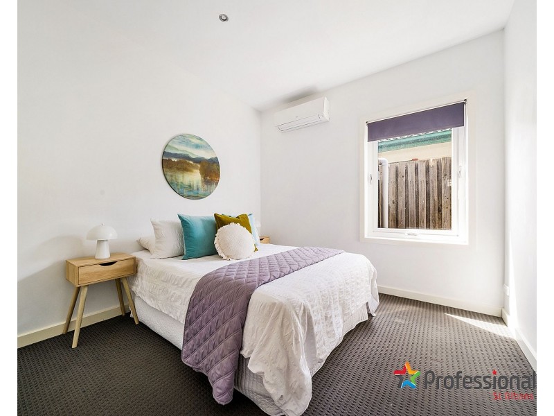 2/18 Parker Street, Pascoe Vale VIC 3044
