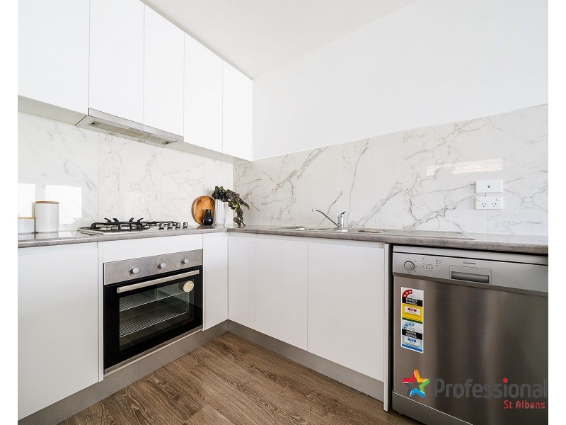 2/18 Parker Street, Pascoe Vale VIC 3044