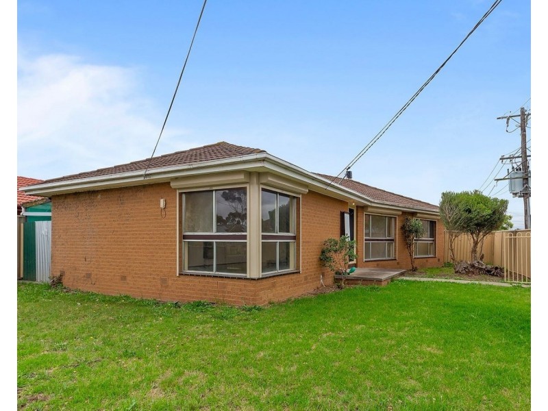 5 Browne Avenue, St Albans VIC 3021