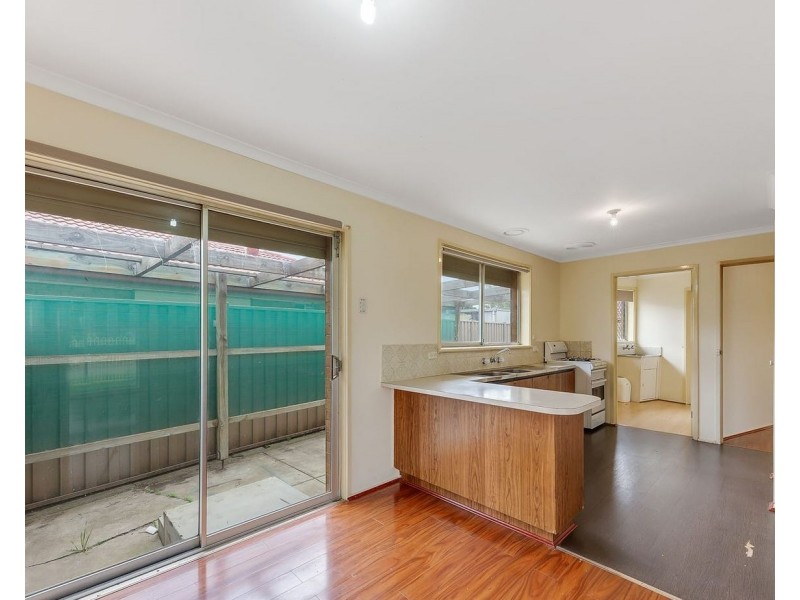 5 Browne Avenue, St Albans VIC 3021