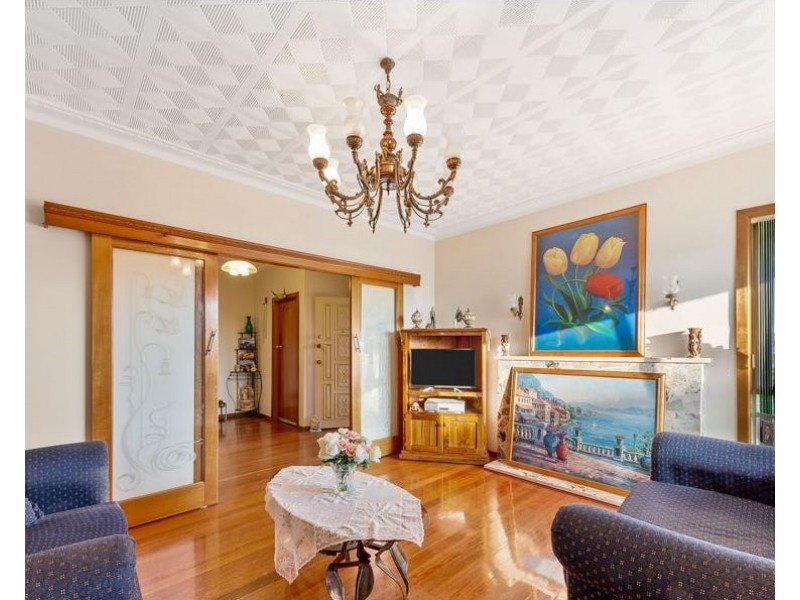 58 Railway Parade, Deer Park VIC 3023