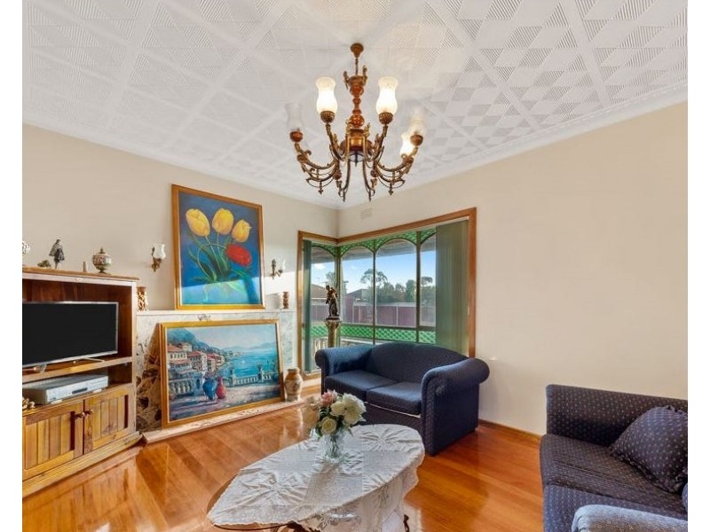 58 Railway Parade, Deer Park VIC 3023