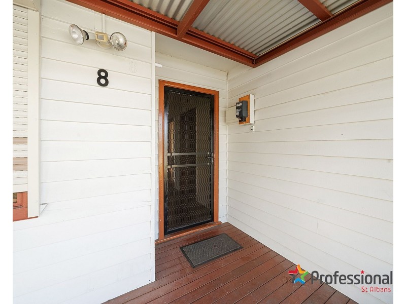 8 Northumberland Road, Sunshine North VIC 3020