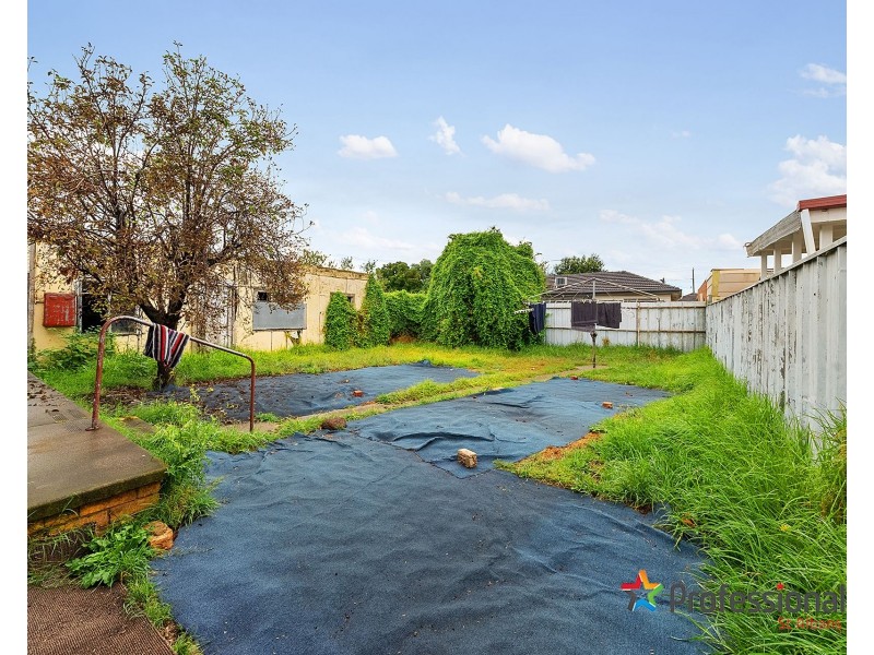 25 Albert Street, Sunshine North VIC 3020