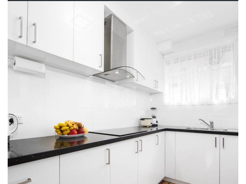 1/10 Hartley Avenue, West Footscray VIC 3012