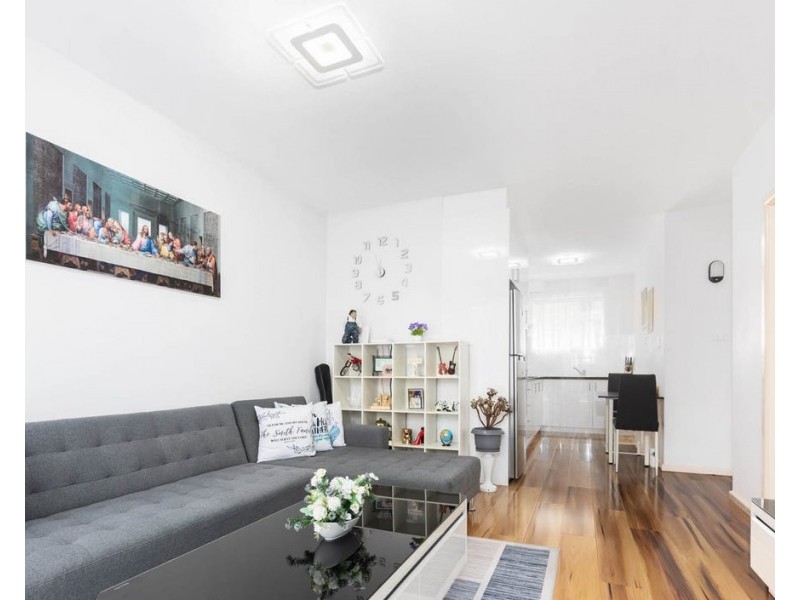 1/10 Hartley Avenue, West Footscray VIC 3012