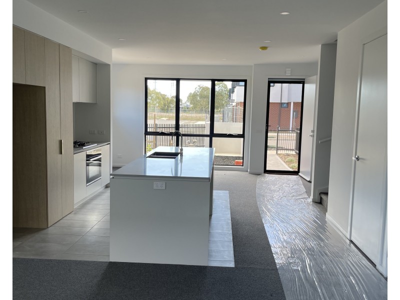 25 Finn Street, St Albans VIC 3021