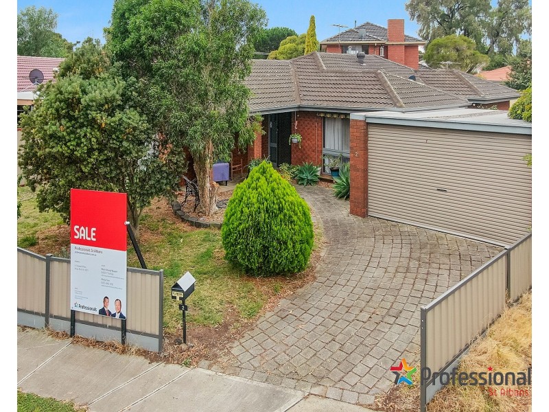 2 Chadwell Place, Kings Park VIC 3021