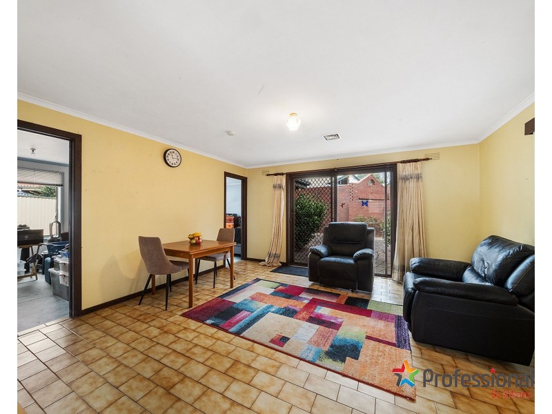 2 Chadwell Place, Kings Park VIC 3021