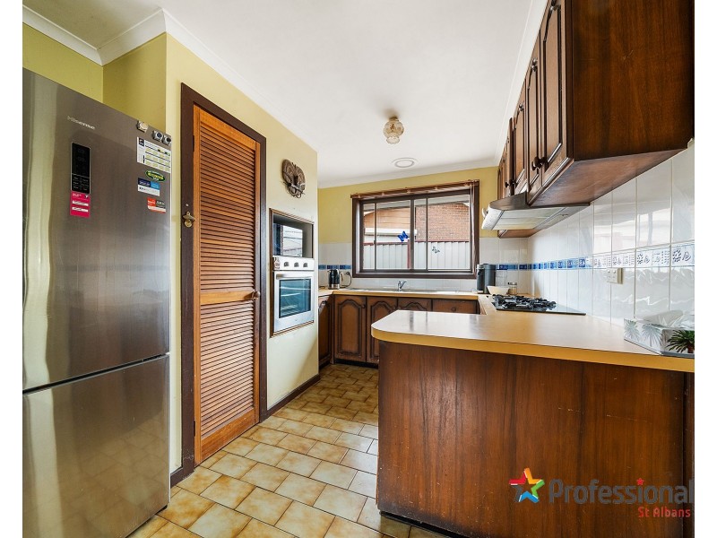 2 Chadwell Place, Kings Park VIC 3021