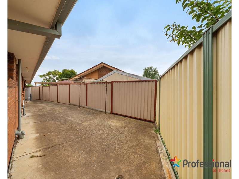 2 Chadwell Place, Kings Park VIC 3021