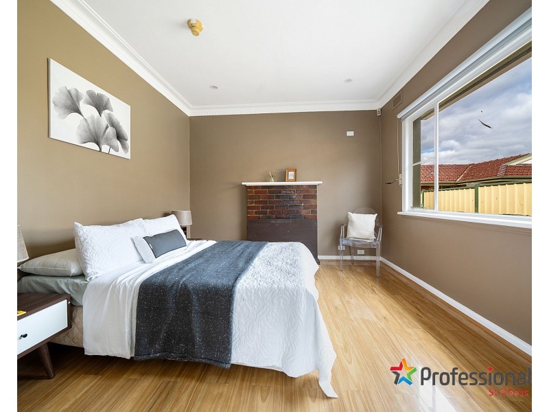 303 Main Road, St Albans VIC 3021