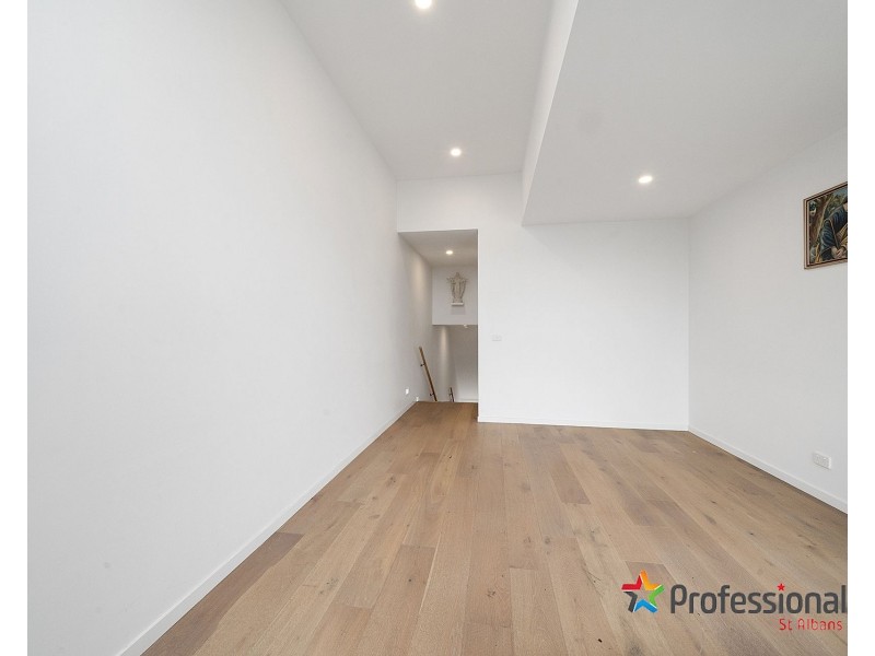 358 Duke Street, Sunshine North VIC 3020