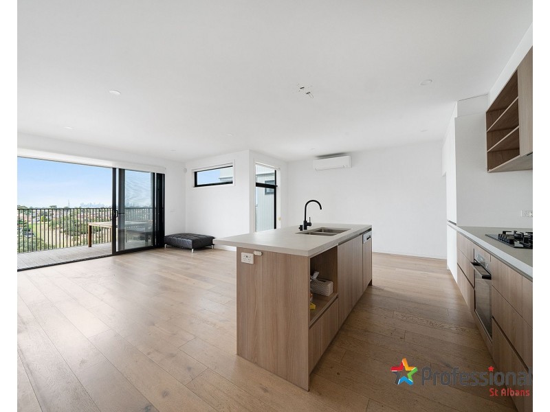 358 Duke Street, Sunshine North VIC 3020