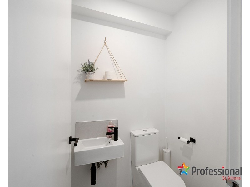 358 Duke Street, Sunshine North VIC 3020