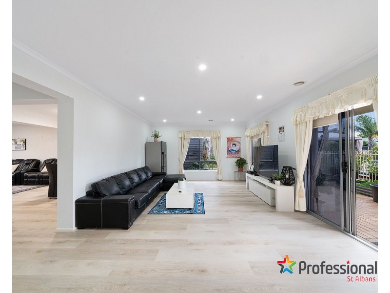 248 Westwood Drive, Burnside VIC 3023