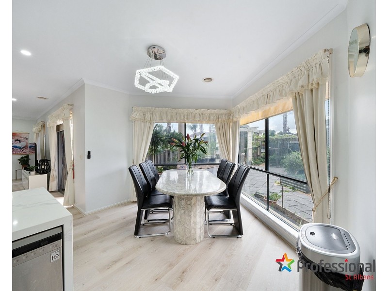 248 Westwood Drive, Burnside VIC 3023