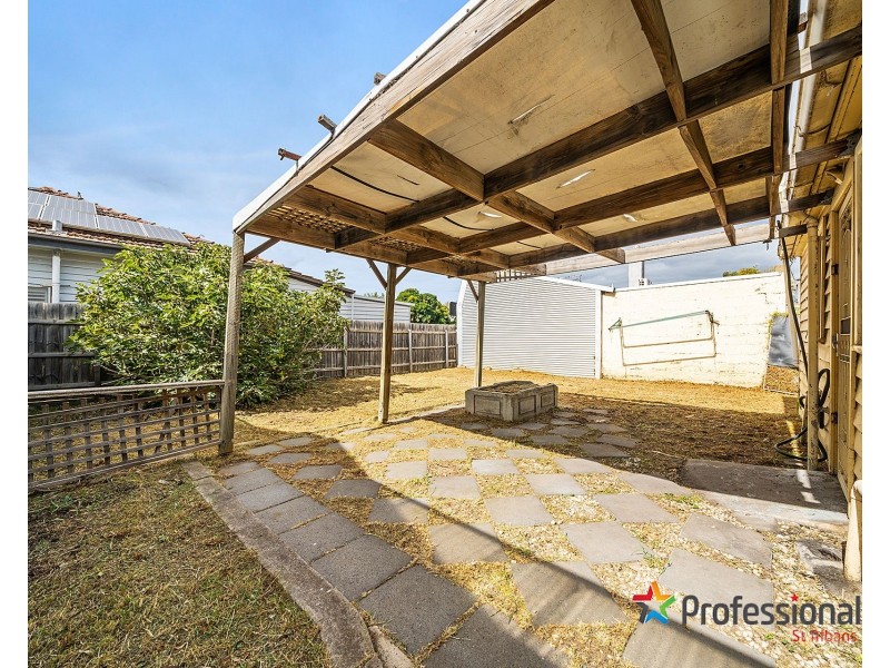 22 Hampshire Road, Sunshine VIC 3020