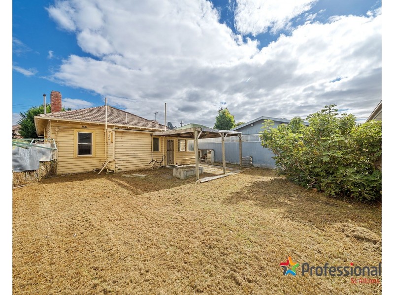 22 Hampshire Road, Sunshine VIC 3020