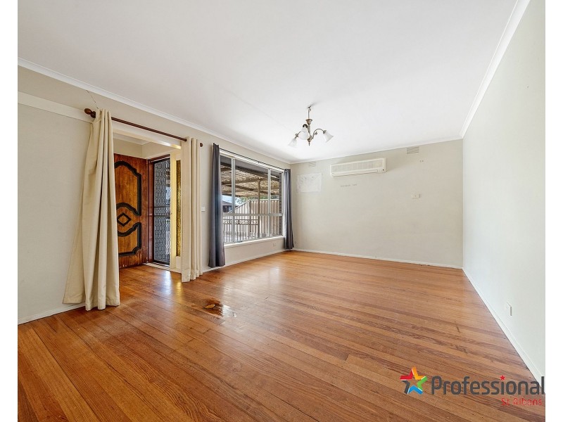 167 Main Road East, St Albans VIC 3021
