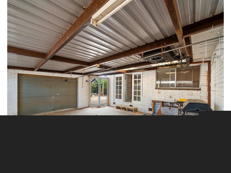 167 Main Road East, St Albans VIC 3021