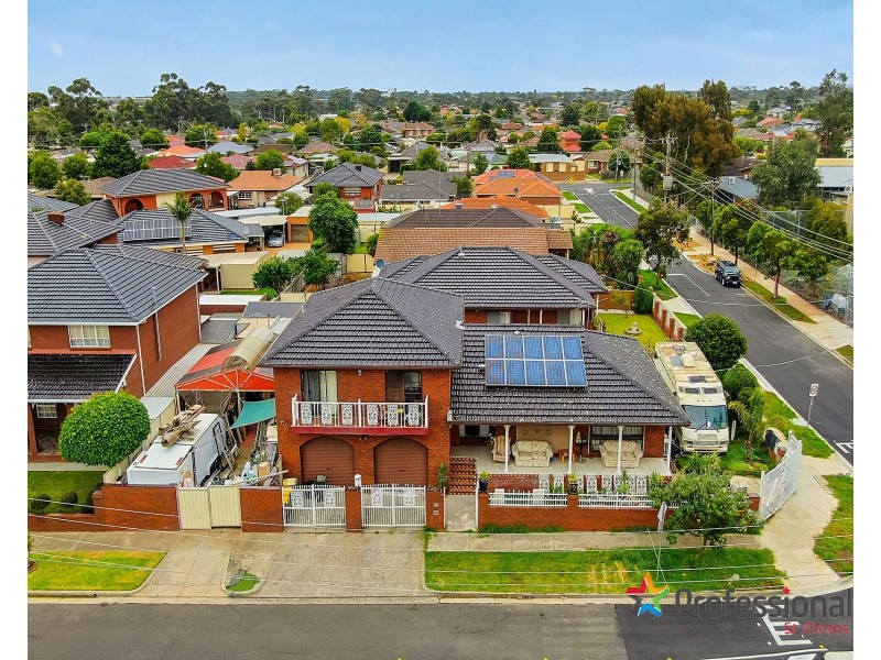 10 Gould Street, Deer Park VIC 3023