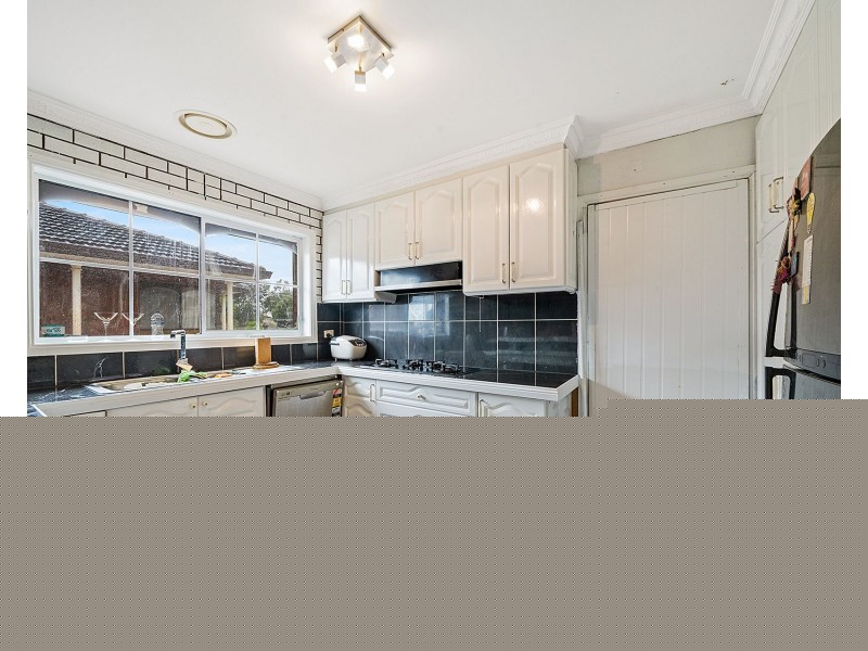 10 Gould Street, Deer Park VIC 3023