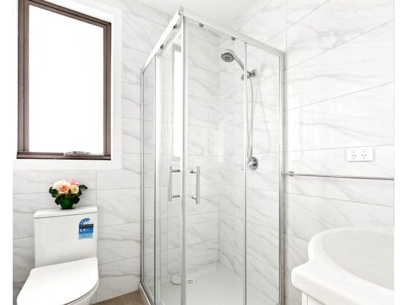 2/56 Andrew Road, St Albans VIC 3021