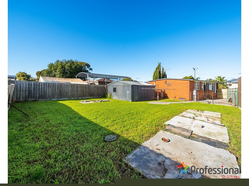 30 Mcleod Road, St Albans VIC 3021