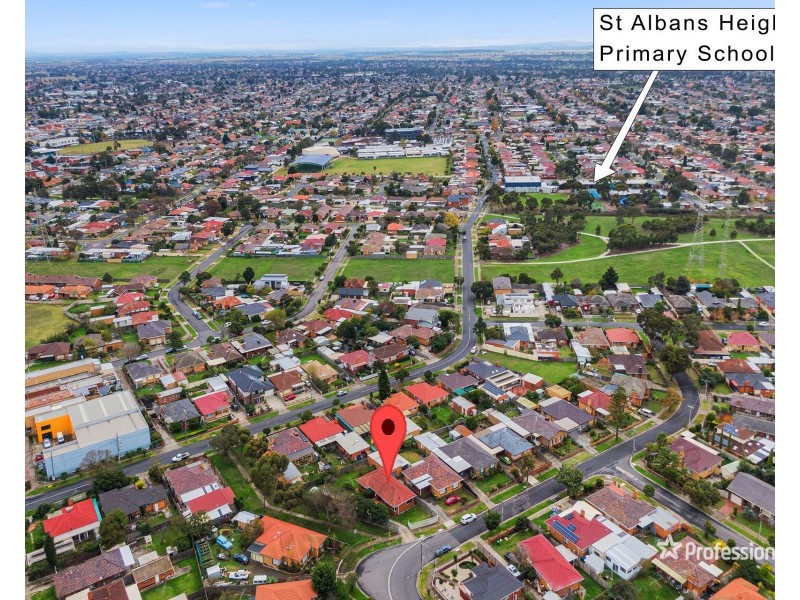 7 Chestnut Drive, St Albans VIC 3021