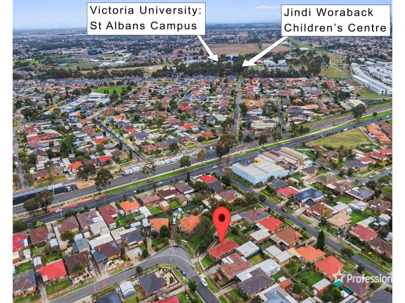 7 Chestnut Drive, St Albans VIC 3021