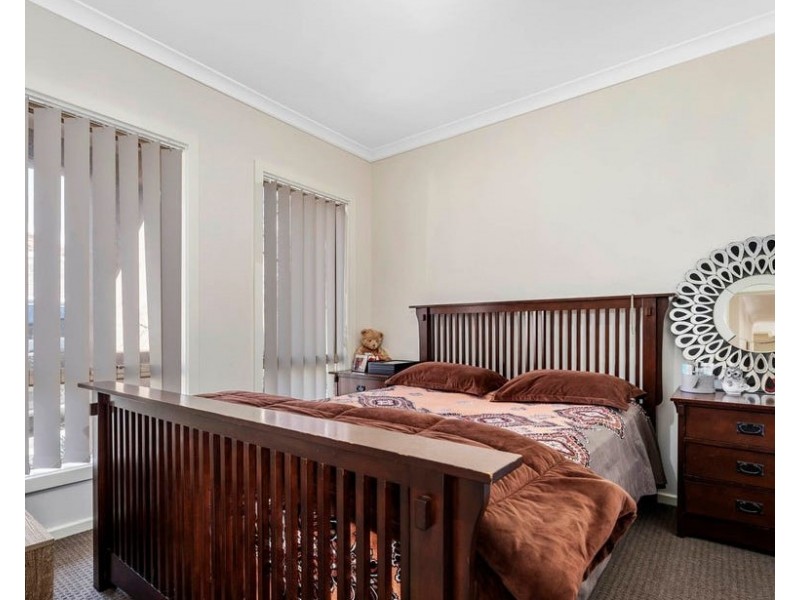 1&2/34 Vule Street, St Albans VIC 3021