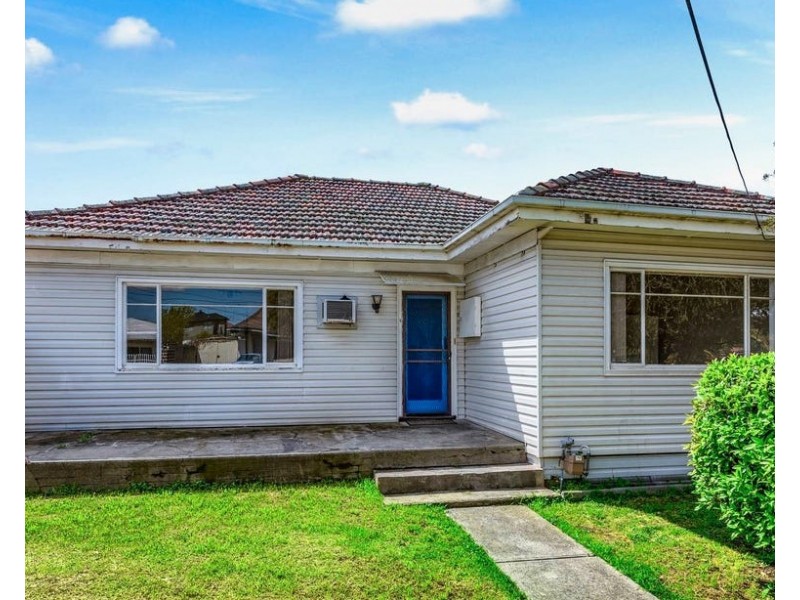 1&2/34 Vule Street, St Albans VIC 3021