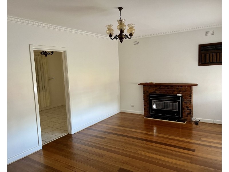 130 Biggs Street, St Albans VIC 3021