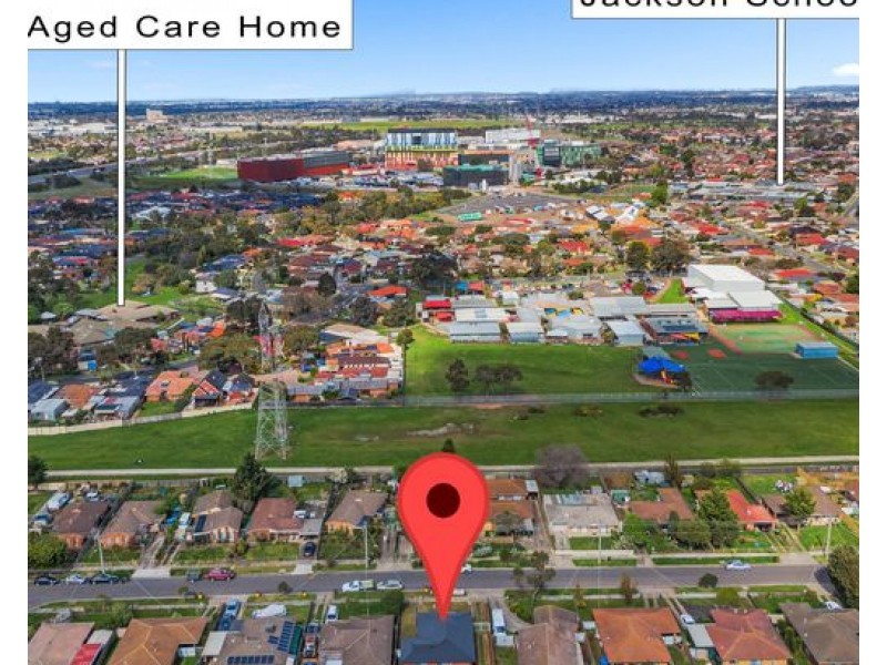 10 Rosslare Parade, St Albans VIC 3021