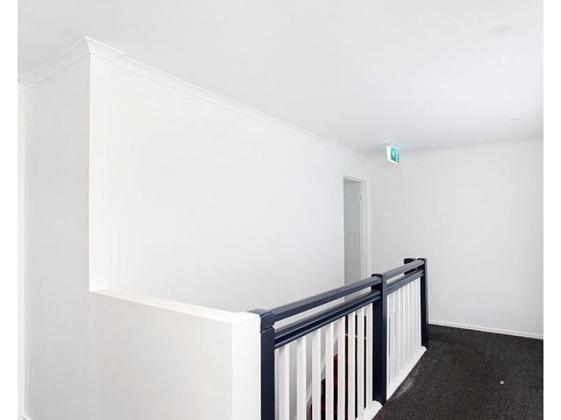 1/57 Cypress Avenue, Brooklyn VIC 3012