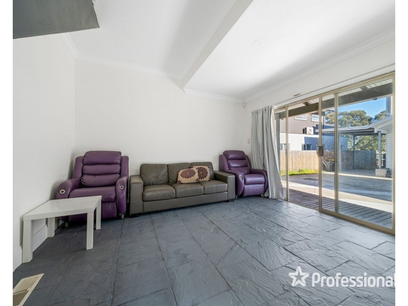 1/57 Cypress Avenue, Brooklyn VIC 3012