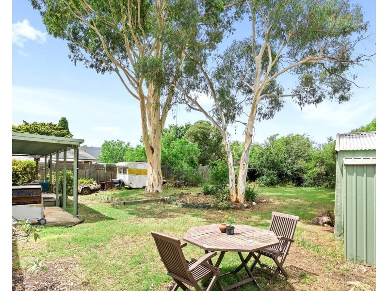 5 Kurrajong Crescent, Melton South VIC 3338