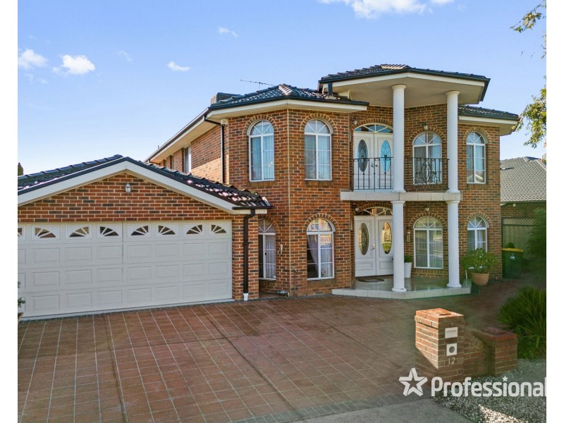 12 Tudor Rose Crescent, Sydenham VIC 3037