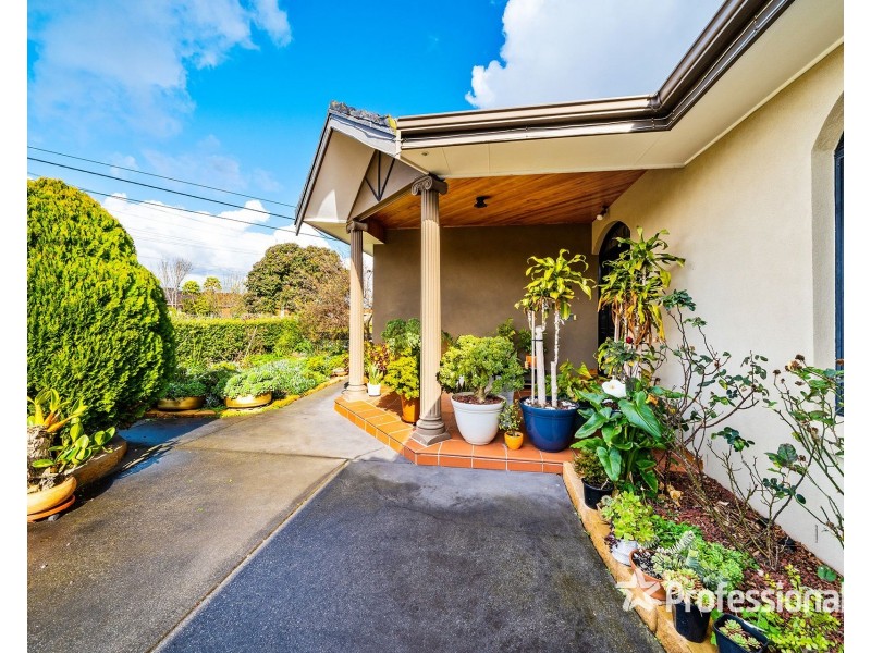 7 Adams Street, St Albans VIC 3021