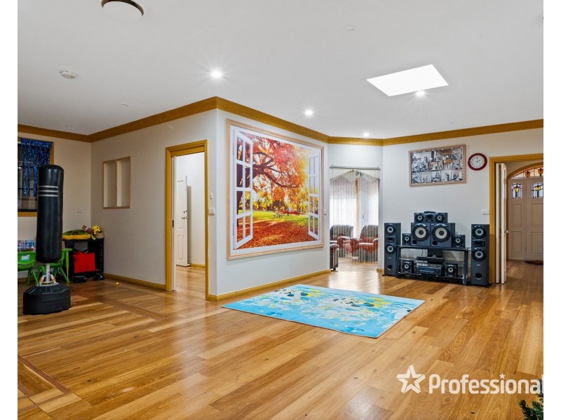 7 Adams Street, St Albans VIC 3021