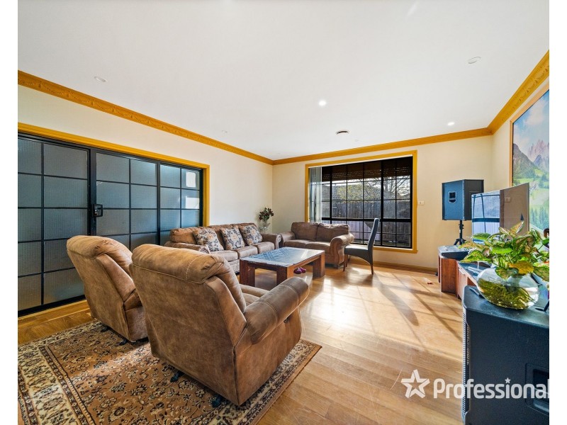 7 Adams Street, St Albans VIC 3021